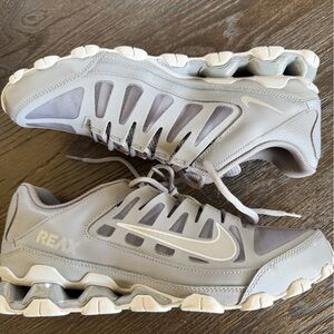 Nike Reax 8 TR Mesh Gray Athletic Sneaker Shoes Men's Size 11